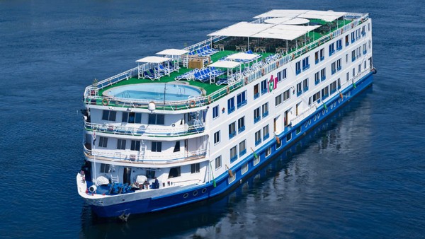 NILE CRUISE LUXOR ASWAN